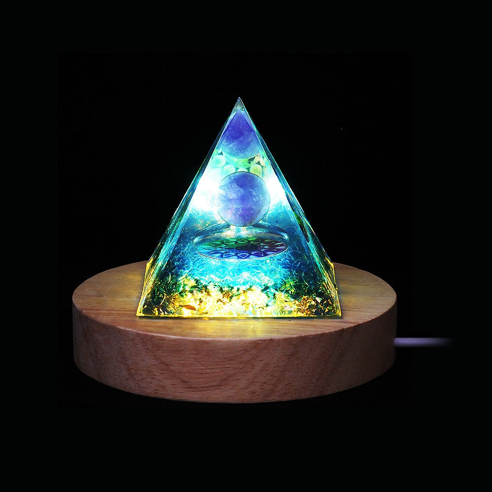 Natural Stone Energy Healing Meditation Pyramid